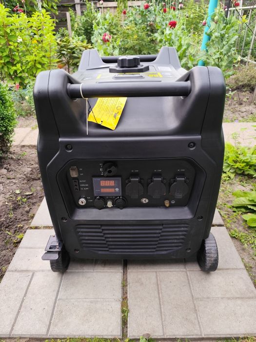 Генератор інверторний Weekender X6500iE