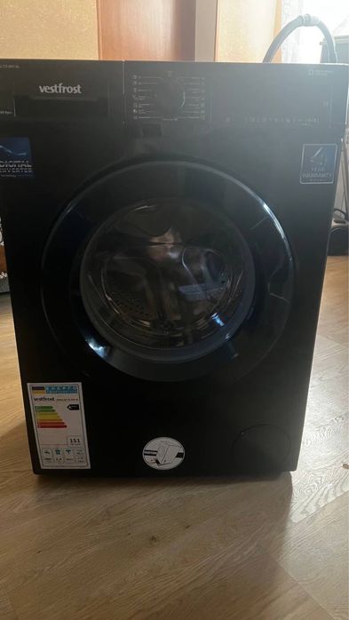 Продам стиральную машину vestfrost m106
