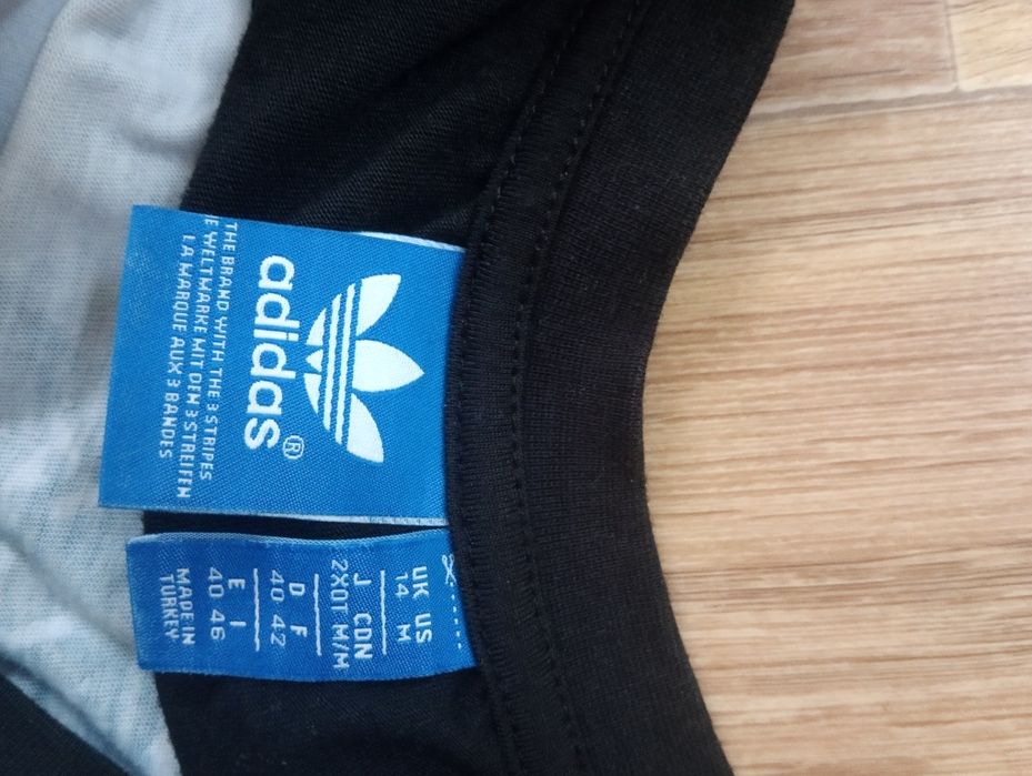 ОРИГІНАЛ футболка Adidas Men's Black Mountain Clash