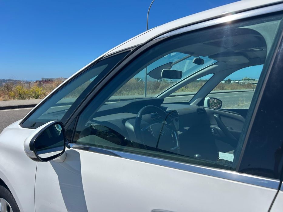 Citroën C4 Picasso 1.2 Pure Tech [94.179km] Muito Estimado. Económico