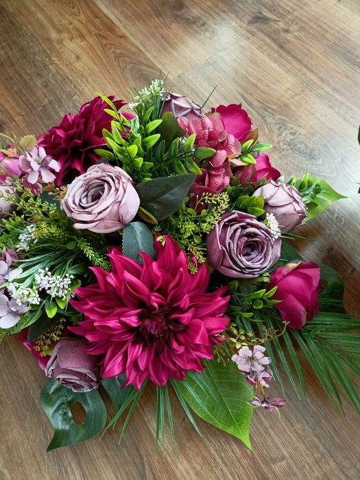 Zestaw komplet stroik na grób kompozycja nagrobna Dalia róża sztuczne