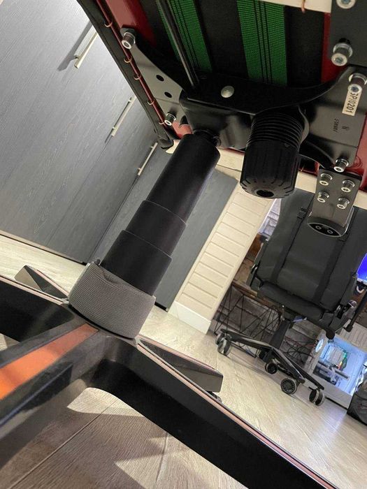 Игровое кресло DXRacer (на запчасти или под восстановление)