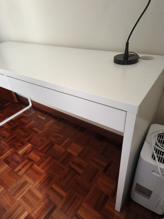 Secretaria/Toucador Micke IKEA