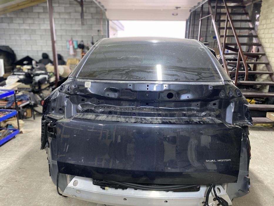 Tesla Model Y Juniper Кришка багажника Бампер Фонарь комплект РОЗБОРКА