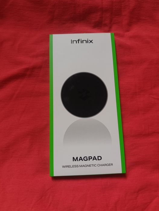 Smartfon Infinix Note 40 + ładowarka indukcyjna Racing Grey