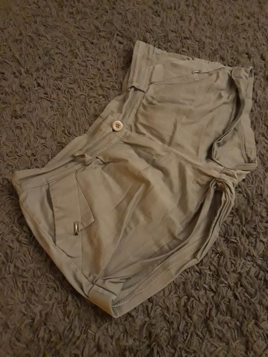 Spodenki shorty beż