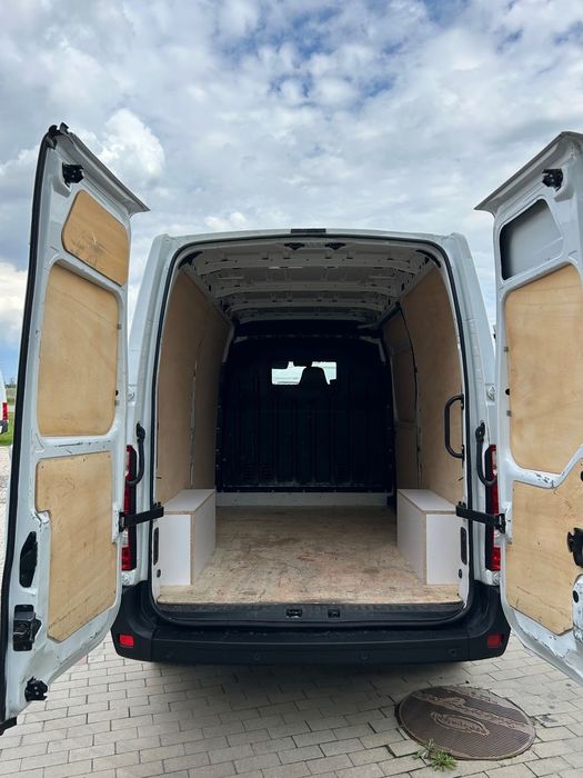 Renault Master  Renault Master