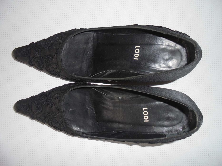 sapatos de mulher cor pretos