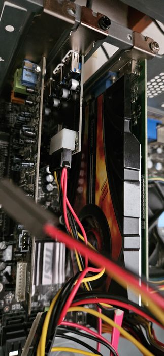 Стаціонарний комп'ютер на Intel core I3 540 оперативна 8 Гб.