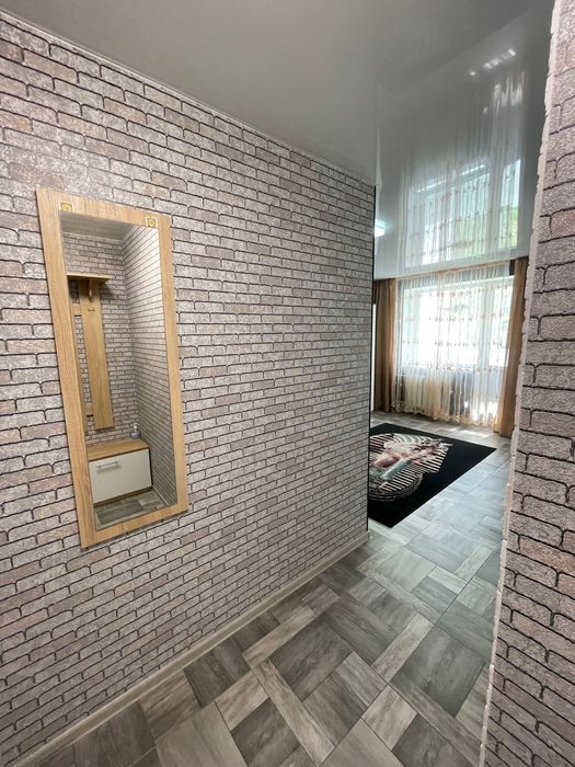 2 й поверх ВІЛЬНА! ЦЕНТР квартира студія подобово