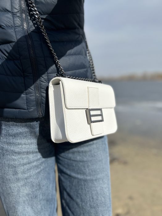 Сумки шкіряні італія