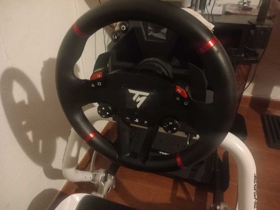 Vendo Playseat F1 + Thrustmaster T598