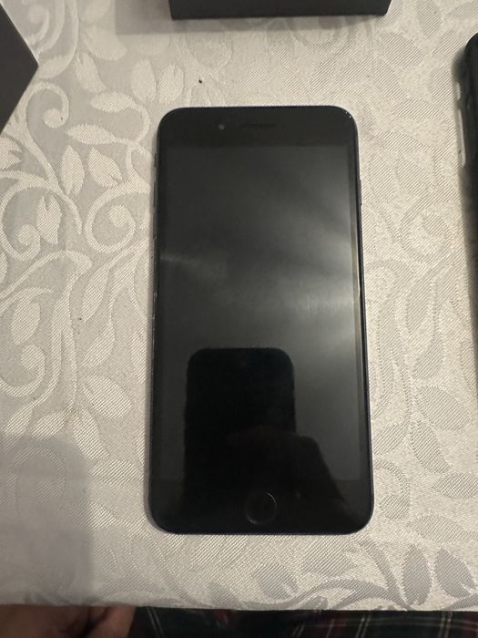 Iphone 8 plus 64gb preto