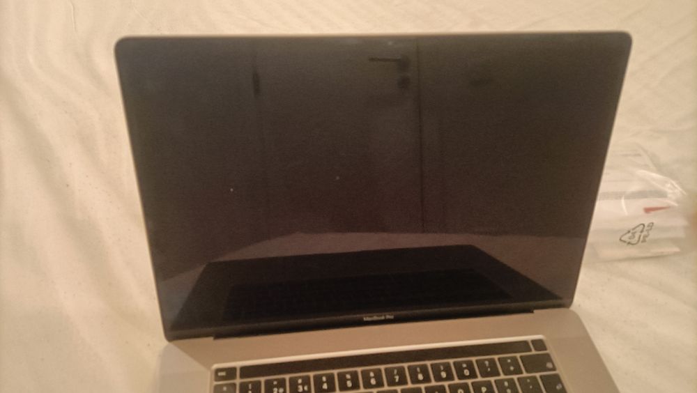 MacBook Pro 2019 I7 / 500GB / 16GB Ram (C/novo comprado em loja  2021)