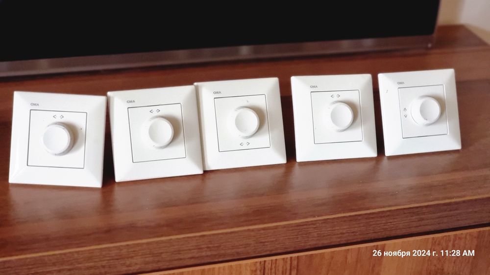 Розетки и выключатели