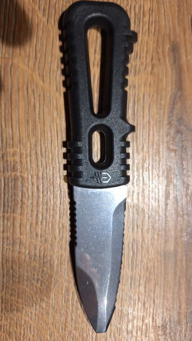 Nóż Gerber river shorty nieprodukowany