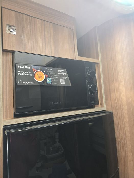 Autocaravana Perfilada  Challenger 398 Eb Genessis 2015