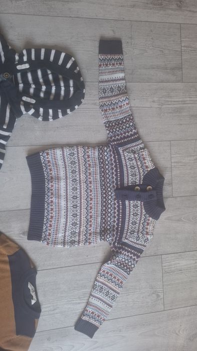 Swetry chłopięce H&M