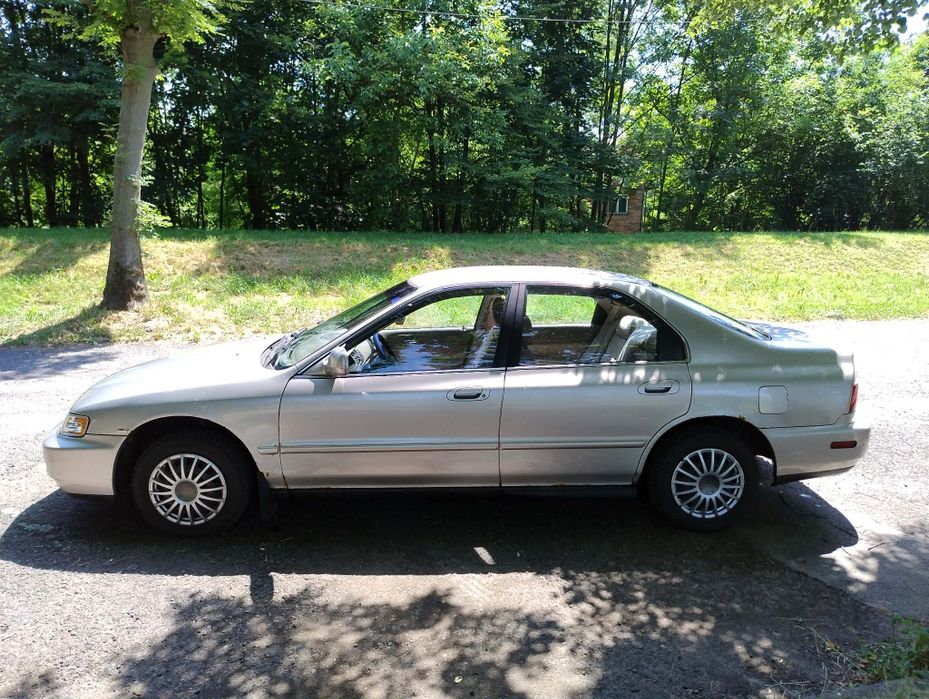 Honda Accord 2.2 Benzyna