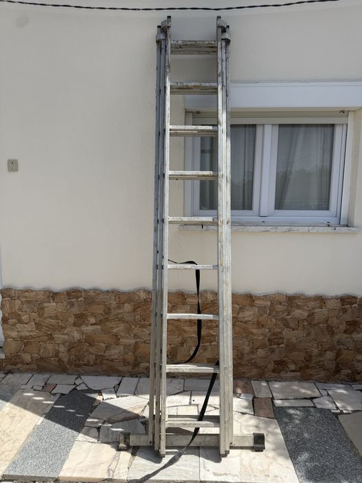 Escada Extensível de 3 elementos