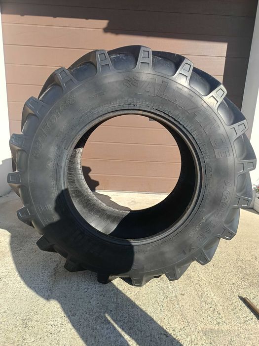 Opona rolnicza 650/75 38 Alliance