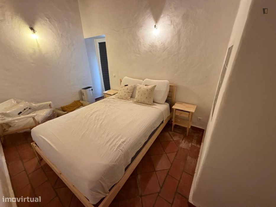 Quarto - localizado em Tavira