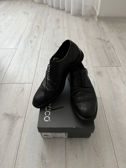 Продам туфлі чоловічі ECCO