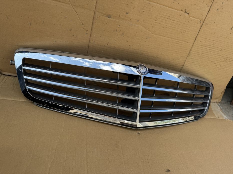 Mercedes C- Klasa W204 atrapa grill