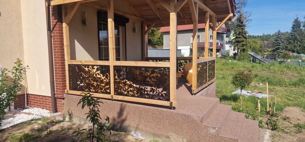 Balustrady balkonowe- wypełnienia balustrad metalowe-barierki balkon U