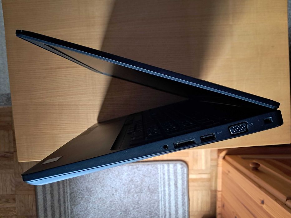 Super biznesowy Dell 5580 i5/256GB SSD/8GB RAM nowa bateria