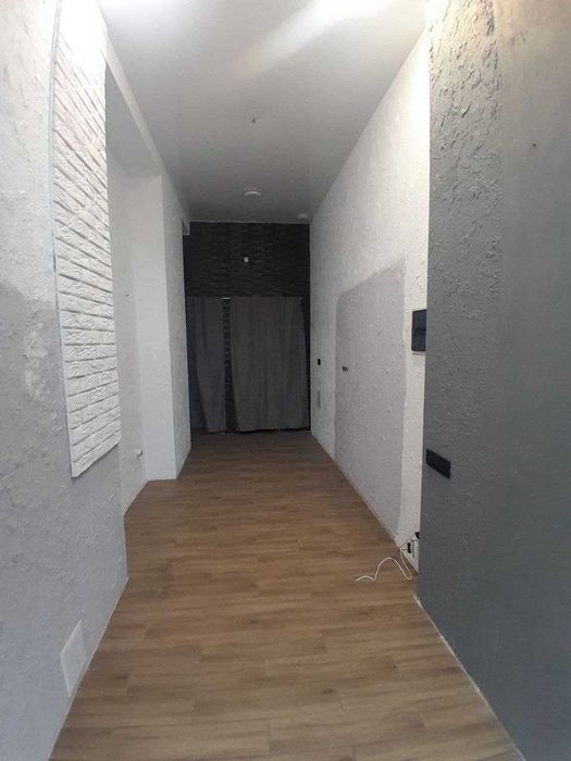 Центр міста! Оренда фасадного приміщення з ремонтом!