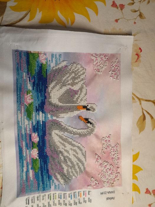 Картина Два лебедя.