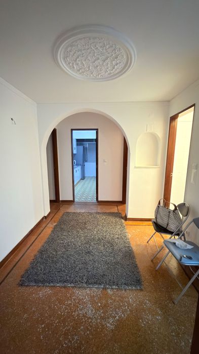 Alugo quarto na Póvoa de Santa Iria
