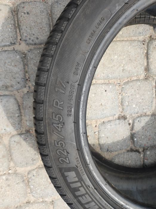 225.45.17 Dwie opony Wielosezonowe Michelin CrossClimate