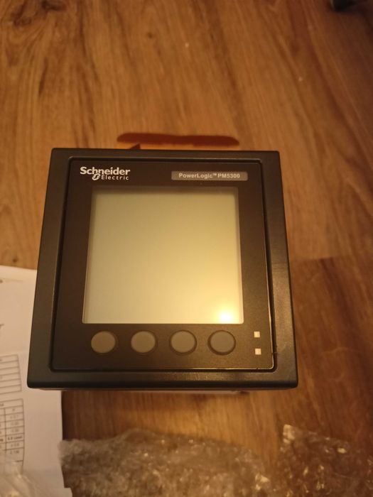 analizator jakości zasilania Schneider Power Logic PM5320