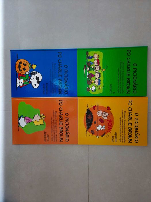 O Dicionário do Charlie Brown - 16 Volumes