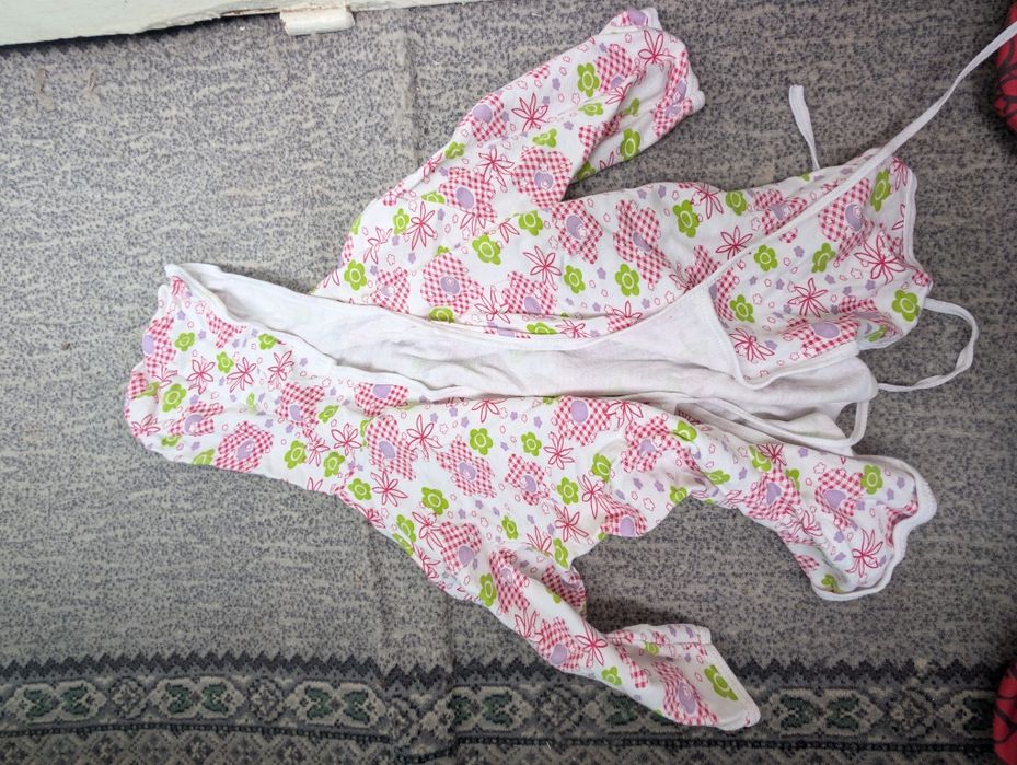 Безкоштовно речі на дівчинку 98-104 см 3-4 роки