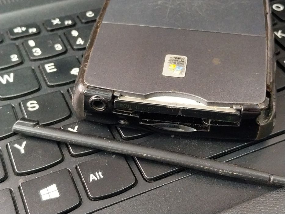 Карманный компьютер HP Hstnh-L05C-WL