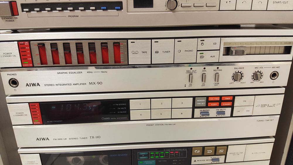 Wieża  Aiwa Fx-90 Magnetofon FX-90 Wzmacniacz MX-90 Tuner TX110 Japan
