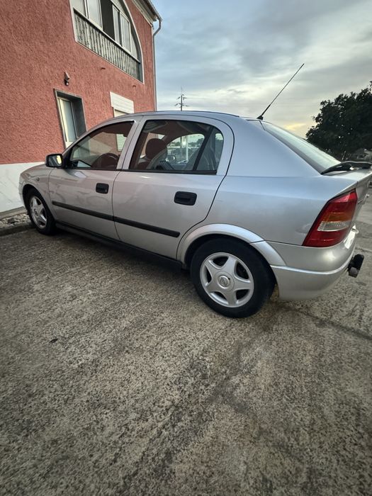 Opel Astra 1.4 Club impecavel — photo 3