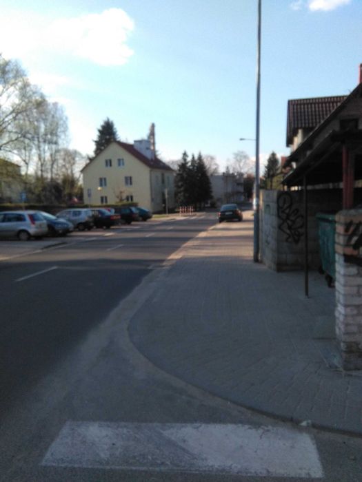 Garaż do wynajęcia Morelowa 23 wjazd od ul.stromej  na magazyn  auto