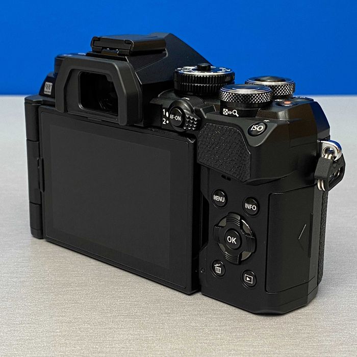 OM System OM-5 Mark II (Corpo) - 20.4MP | 3 ANOS DE GARANTIA