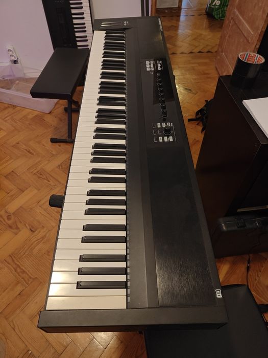 Piano controlador komplete kontrol S88
