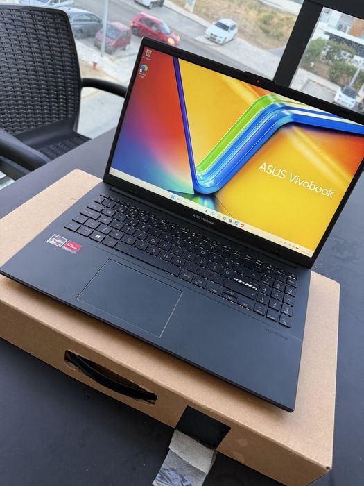 Notebook ASUS Vivobook AMD Ryzen + Radeon Graphics - Como Novo / Na Caixa