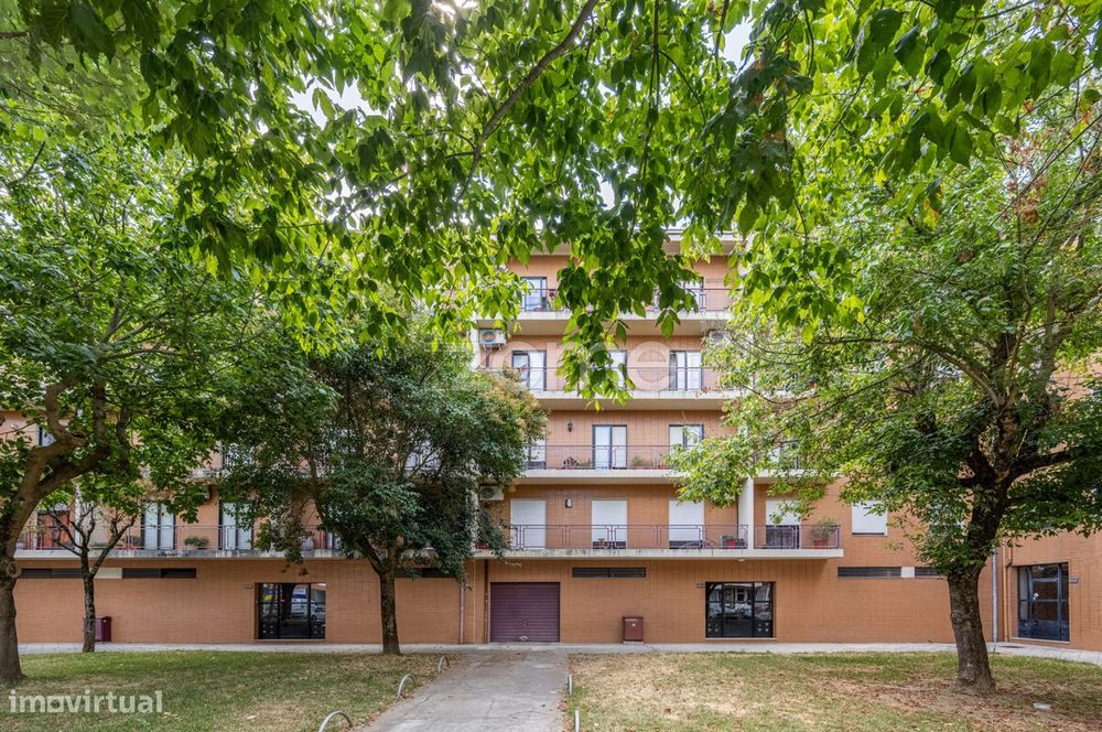 Apartamento T3 com garagem em Nogueira