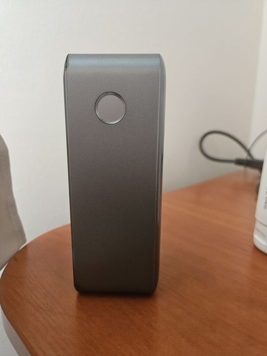 Mocny Powerbank Anker Prime 20000mAh 200W A1336 z ekranem do laptopa smartfona