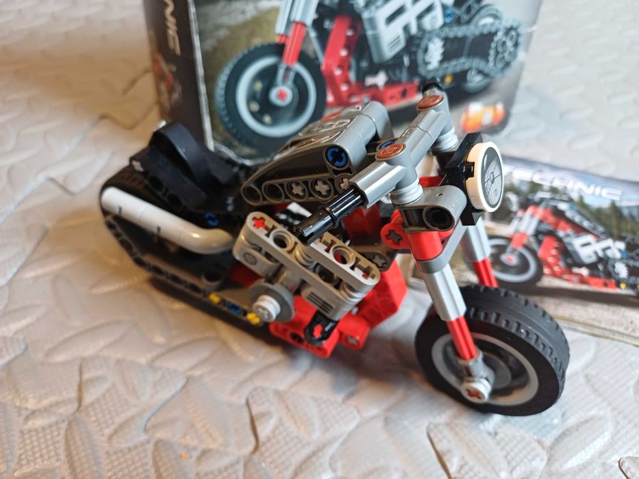 Lego Technic 42132 motocykl