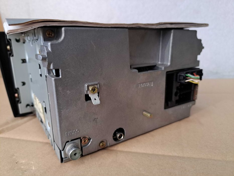 Radio Audi Symphony -915 brak kodu