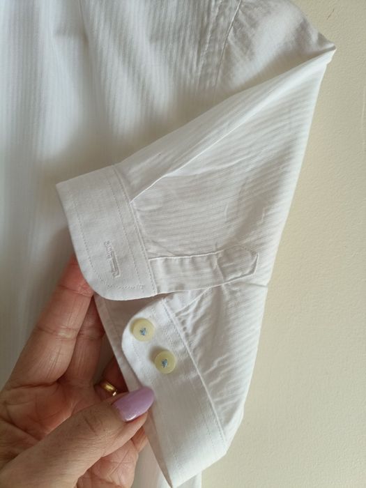 Camisa Senhora Branca Manga Curta