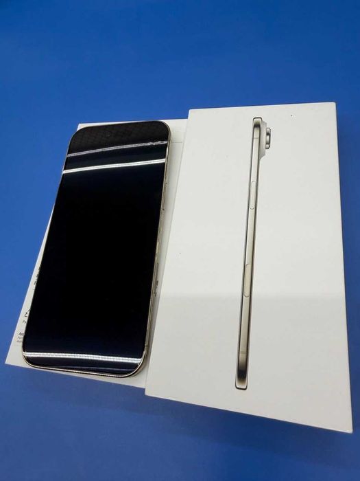 Iphone Air 256 під R-SIM